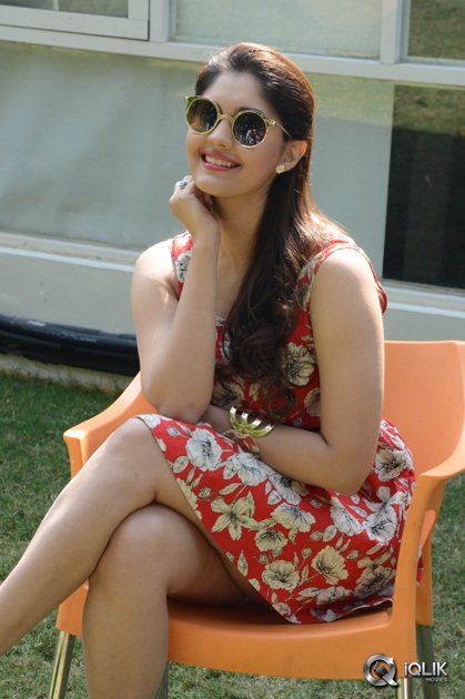 Surabhi-Interview-About-Express-Raja